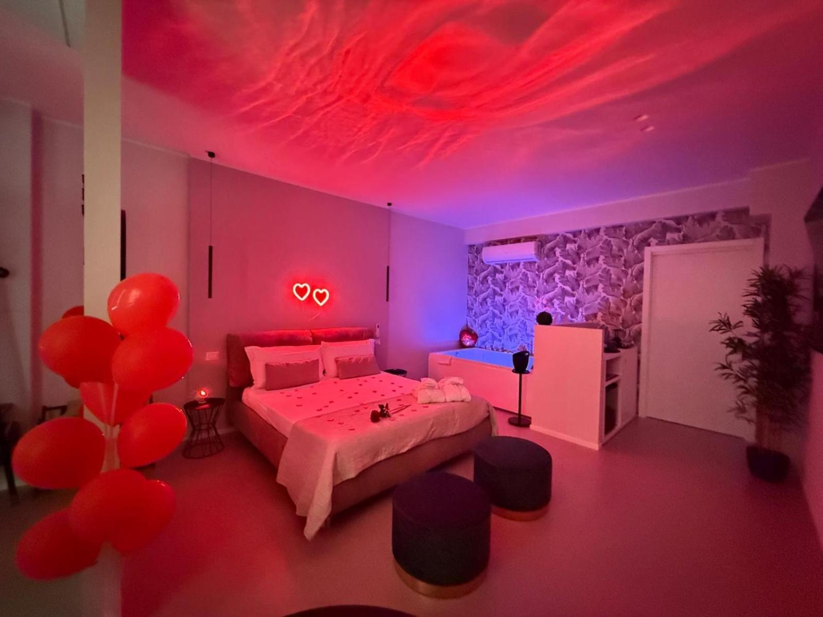 Luxury Apartment - Suite Cavour 巴里 外观 照片